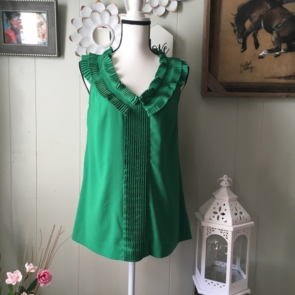 Nicole ruffle v neck tank